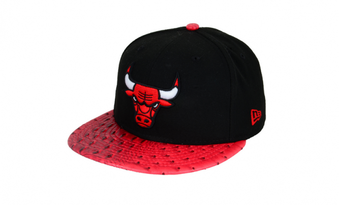 New Era Reptile Mix Chicago Bulls Fitted Cap Schwarz Rot 59Fifty