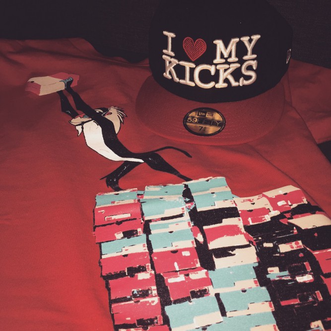new-era-i-love-kicks-king-of-sneaker-shirt
