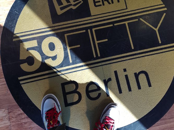 new-era-flagship-store-berlin-capaddicts