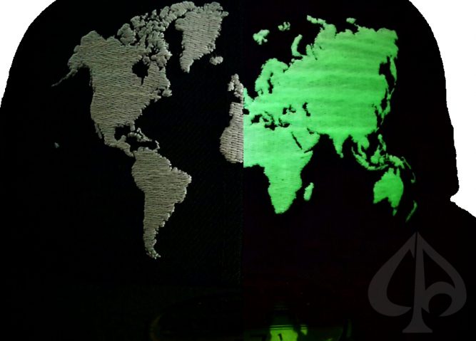 new.era.glow-in-the-dark-world-card-ecapcity-store-check